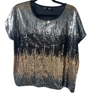 MODERN ATTRACTION | SEQUIN BLACK AND GOLD SHORT SLEEVE TOP